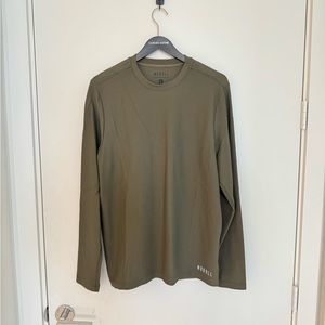 Men’s Nobull Waffle knit sweater large olive